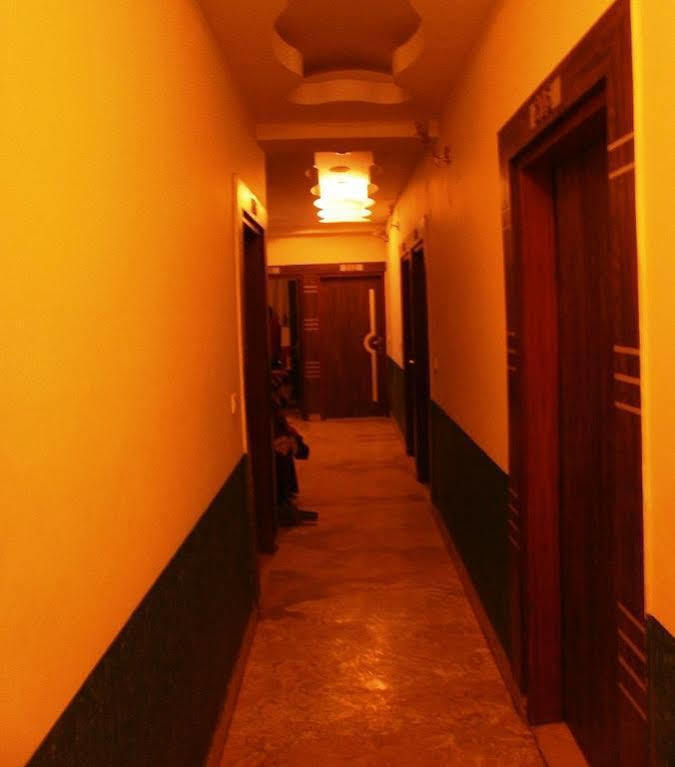 Sheel Gopal Vision Hotel Mathura Luaran gambar