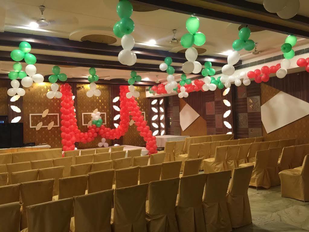 Sheel Gopal Vision Hotel Mathura Luaran gambar
