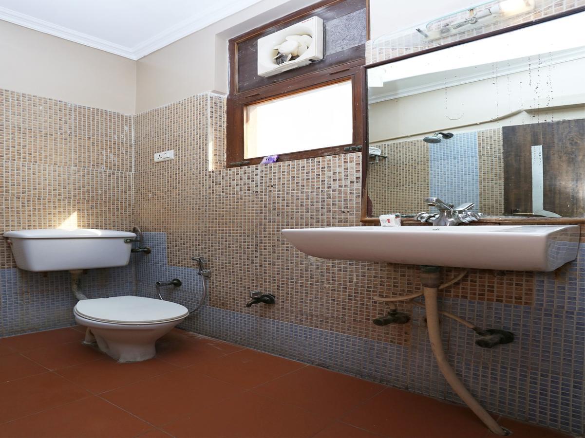 Sheel Gopal Vision Hotel Mathura Luaran gambar